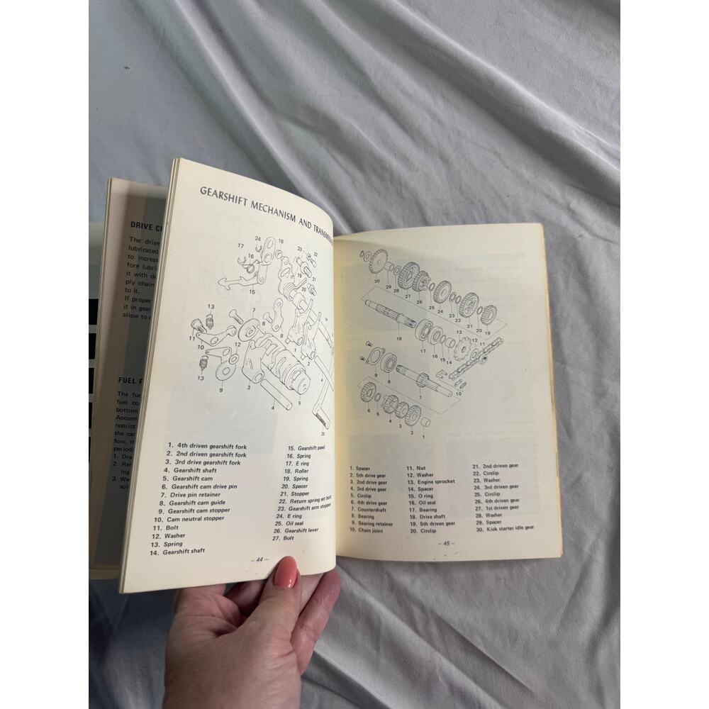 Vintage 1976 Suzuki RM80 Owner's Manual OEM 99011-46650 Motocross Motorcycle - Picture 7 of 9